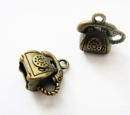 Přívěsek 15 x 14 mm
