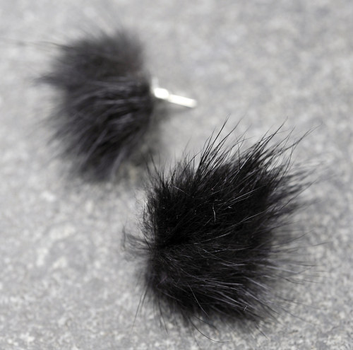 Černé naušnice chlupaté "Rabbit" — foto 1