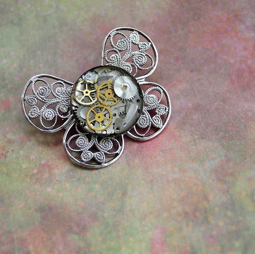 Steampunkový motýlek — foto 1
