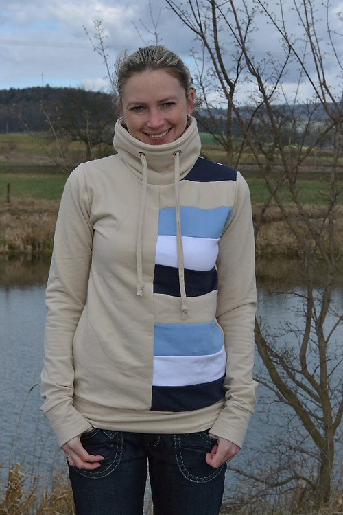 Béžová mikina — foto 1