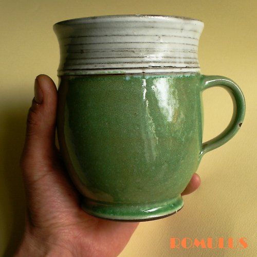 Zelený hrnek 0,7l — foto 1