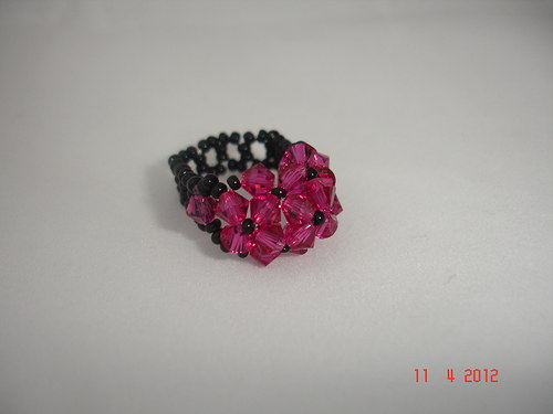 Prsten Swarovski barva Fuchsia — foto 1