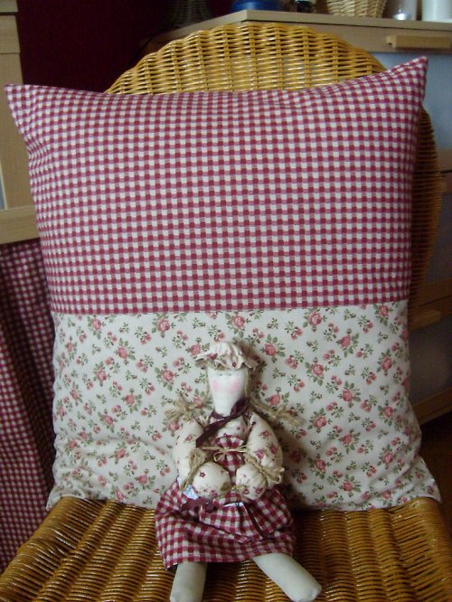Velký polštář 50 x 50 cm — foto 1