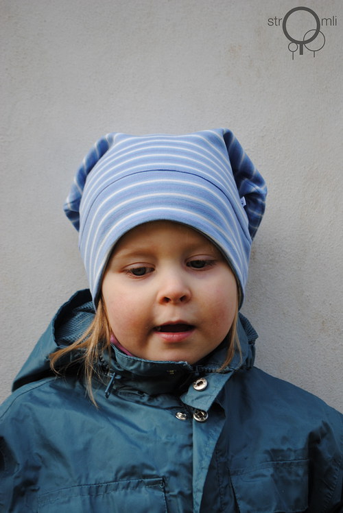 Dětská čepice modrá, roky 0-3 M — foto 1
