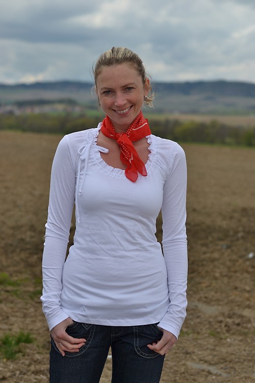 Bílé tričko — foto 1