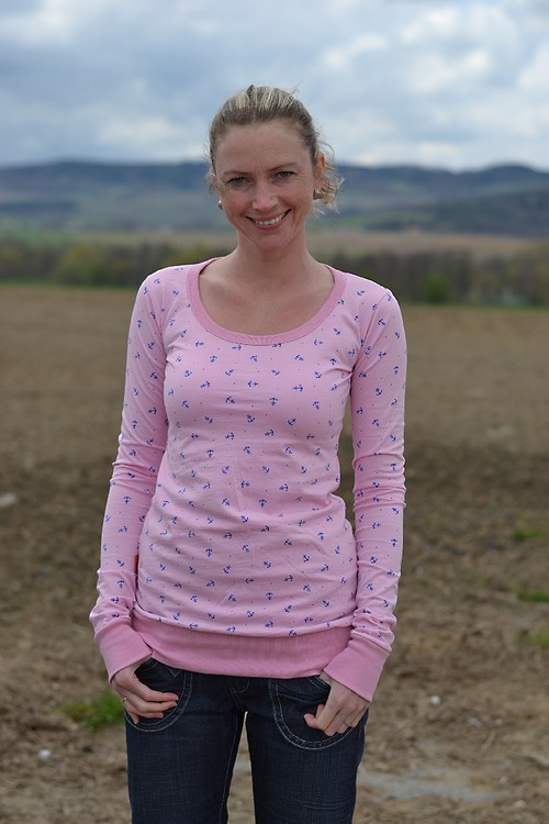 Růžové tričko — foto 1