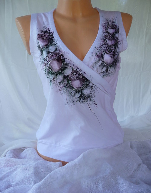 Top s romantickou malbou (M) — foto 1