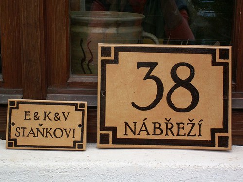 Keramické číslo a cedulka na přání — foto 1