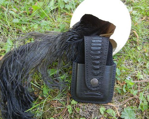 Kožené pouzdro na mobil s pštrosem