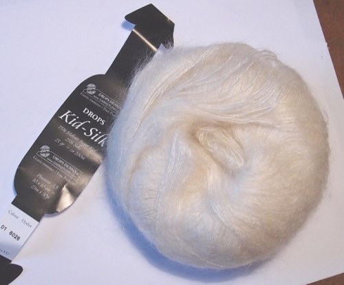 Pletací příze DROPS KID Silk (8) — foto 1