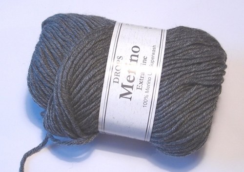 Pletací příze DROPS MERINO Extra fine (52) — foto 1