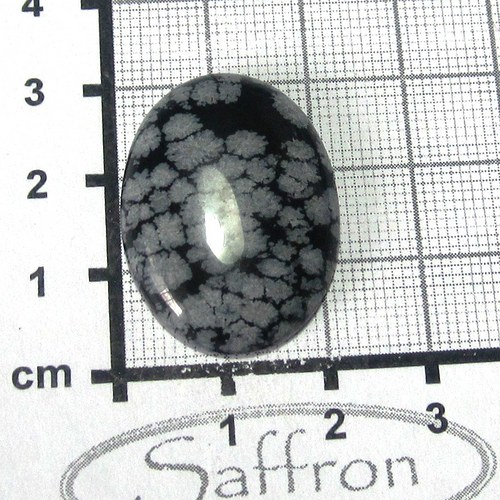 Obsidián vločkový , kabošon 2,2 x 3cm, č.13 — foto 1