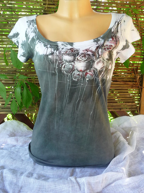 Dámské triko s růžičkami (L) — foto 1