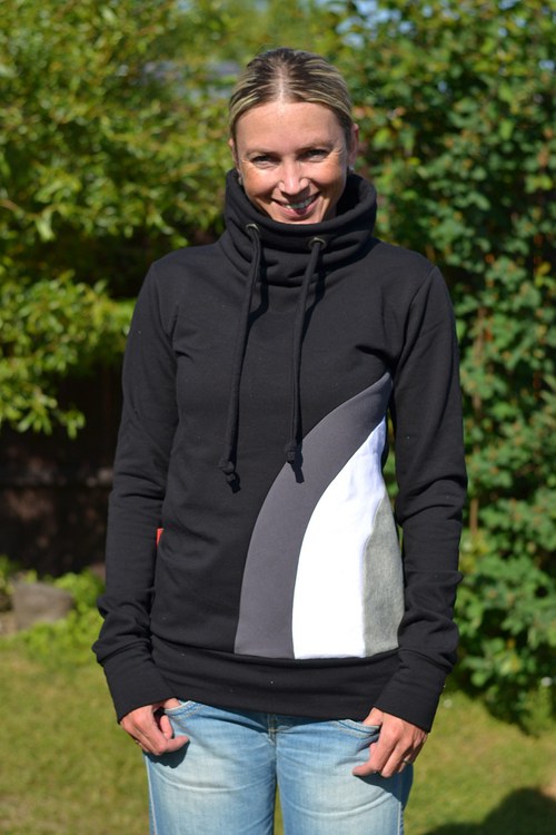 Černá mikina — foto 1