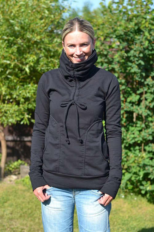 Černá mikina — foto 1