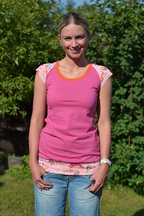 Růžové tričko — foto 1