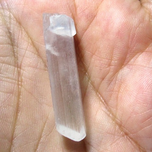 R Kunzit krystal (Spodumen) č. 3 — foto 1