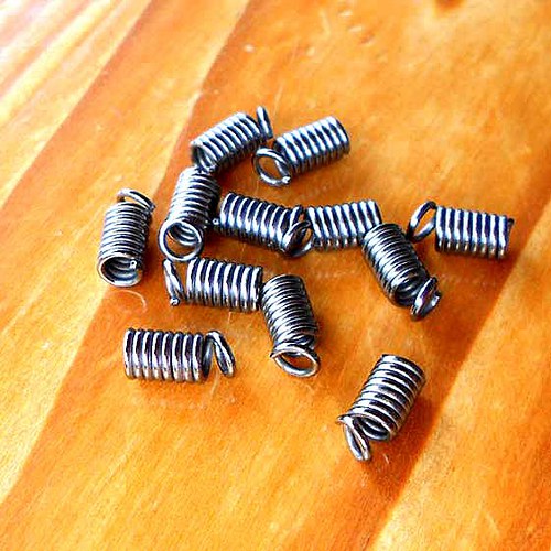 Zamačkávací Koncovka 4mm - 10ks - Černá — foto 1