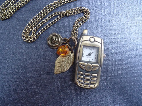 Korálkový náhrdelník s mobilem — foto 1