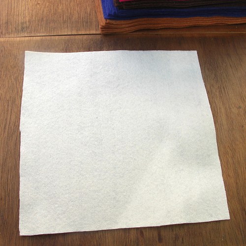 Smetanový filc 200g/m2 — foto 1