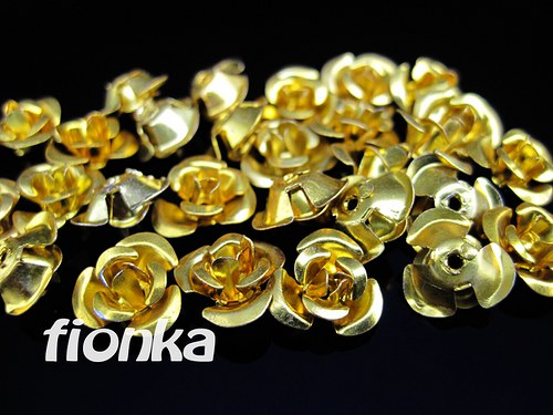 123, Kovové růžičky 10mm 30ks/19,- — foto 1
