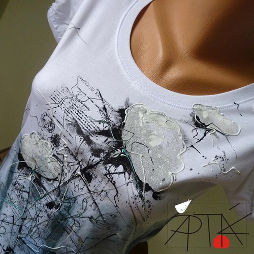 Triko, "čínské KVěTy", M/L — foto 1