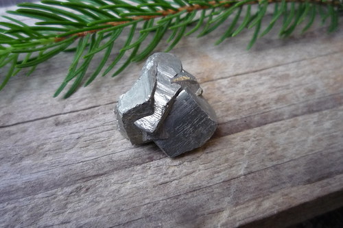 Pyrit QA č.L2881 — foto 1