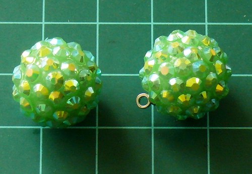 Kulička zelená, 15 mm - přívěsek
