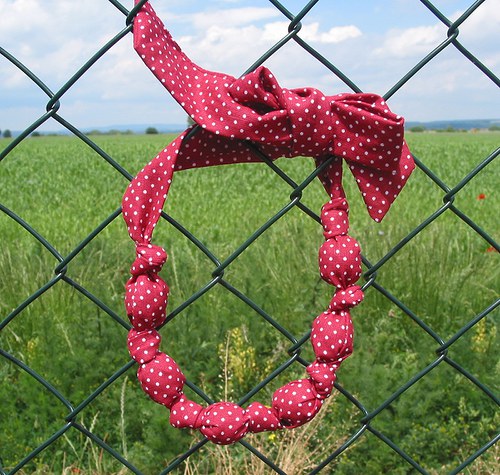 Látkové korále 4 — foto 1