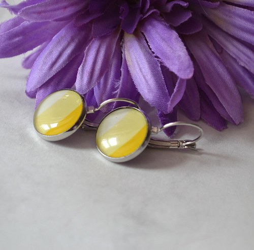 Yellow — foto 1