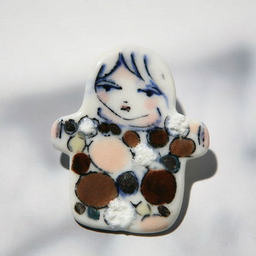 Ono Dan Dot (porcelán.brož) — foto 1
