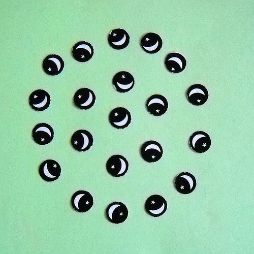 Výseky - černobílá očička - 10 mm