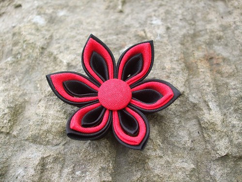 Kanzashi brož — foto 1