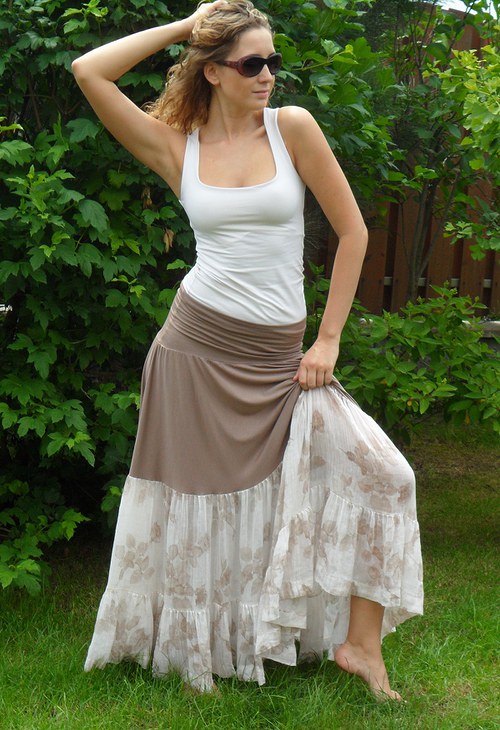 Kanýrová sukně — foto 1