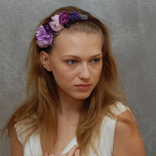 Fialová kytice ... čelenka — foto 1