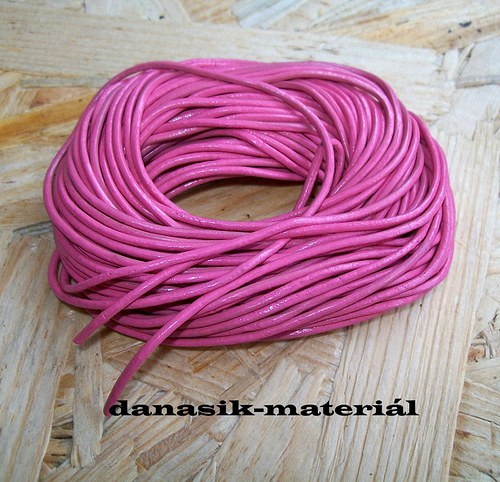 KOŽENÁ ŠŇŮRKA TMAVĚ RŮŽOVÁ - METRÁŽ - 1,5 mm