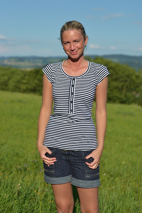 Pruhované tričko — foto 1