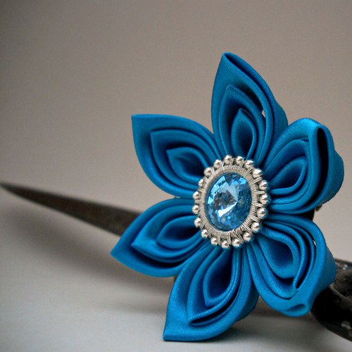 Kanzashi sponka/brož Kawa — foto 1