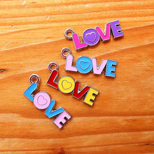 LOVE - Žluté