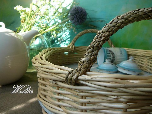 Tác oválný - bílé proutí — foto 1