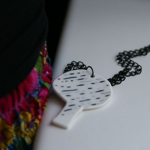 Přivolávač deště (porcelán.přívěs) — foto 1