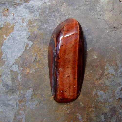 Býčí oko , kabošon č.303 — foto 1