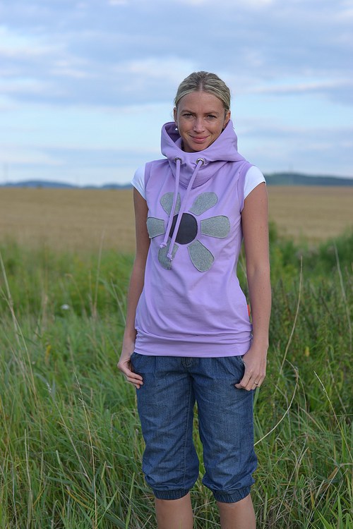 Fialová vesta — foto 1
