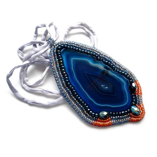 Agate avec des perles — foto 1