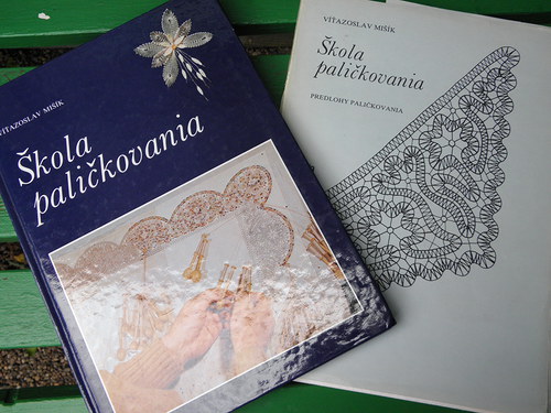 Škola paličkování - kniha — foto 1