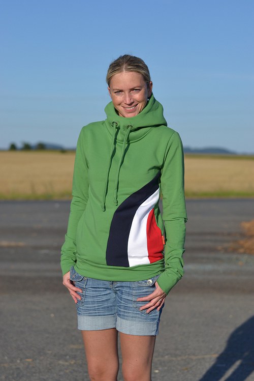 Zelená mikina — foto 1