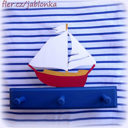 Věšák loďka — foto 1