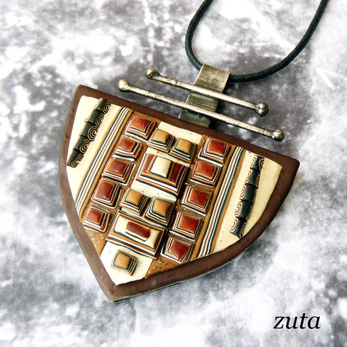 Aztécký (hnědobéžový) — foto 1