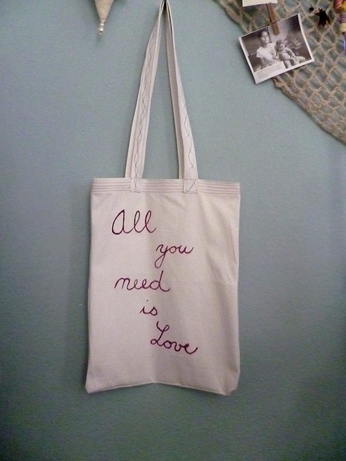 All you need is love... — foto 1