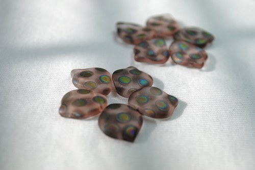 Lístečky růžové korálky 12/15 mm, 10 ks